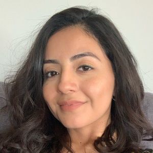 Meet your Posher, Lorraine